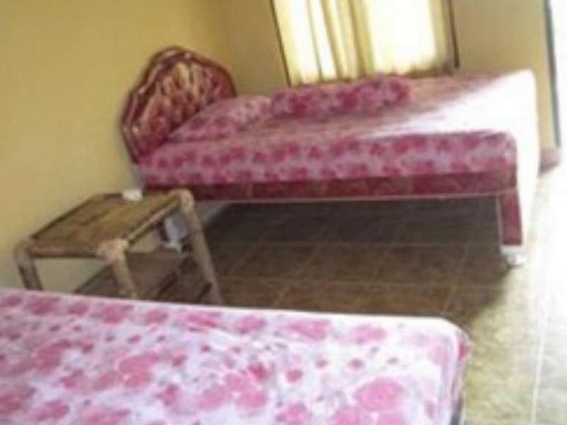 Family Garden Homestay Mangsit Екстериор снимка