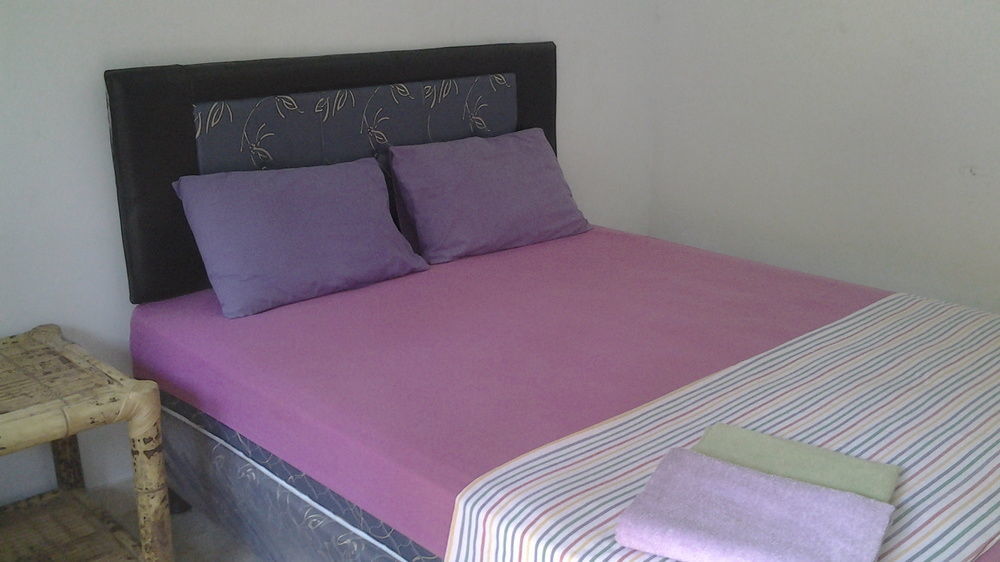 Family Garden Homestay Mangsit Екстериор снимка