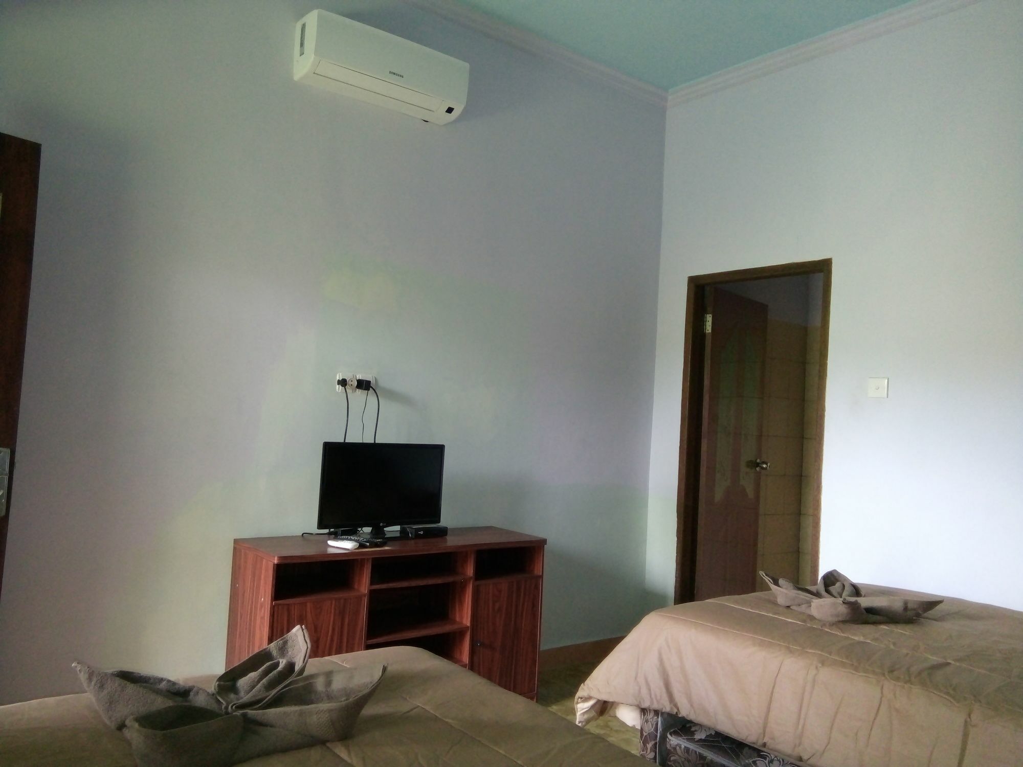 Family Garden Homestay Mangsit Екстериор снимка