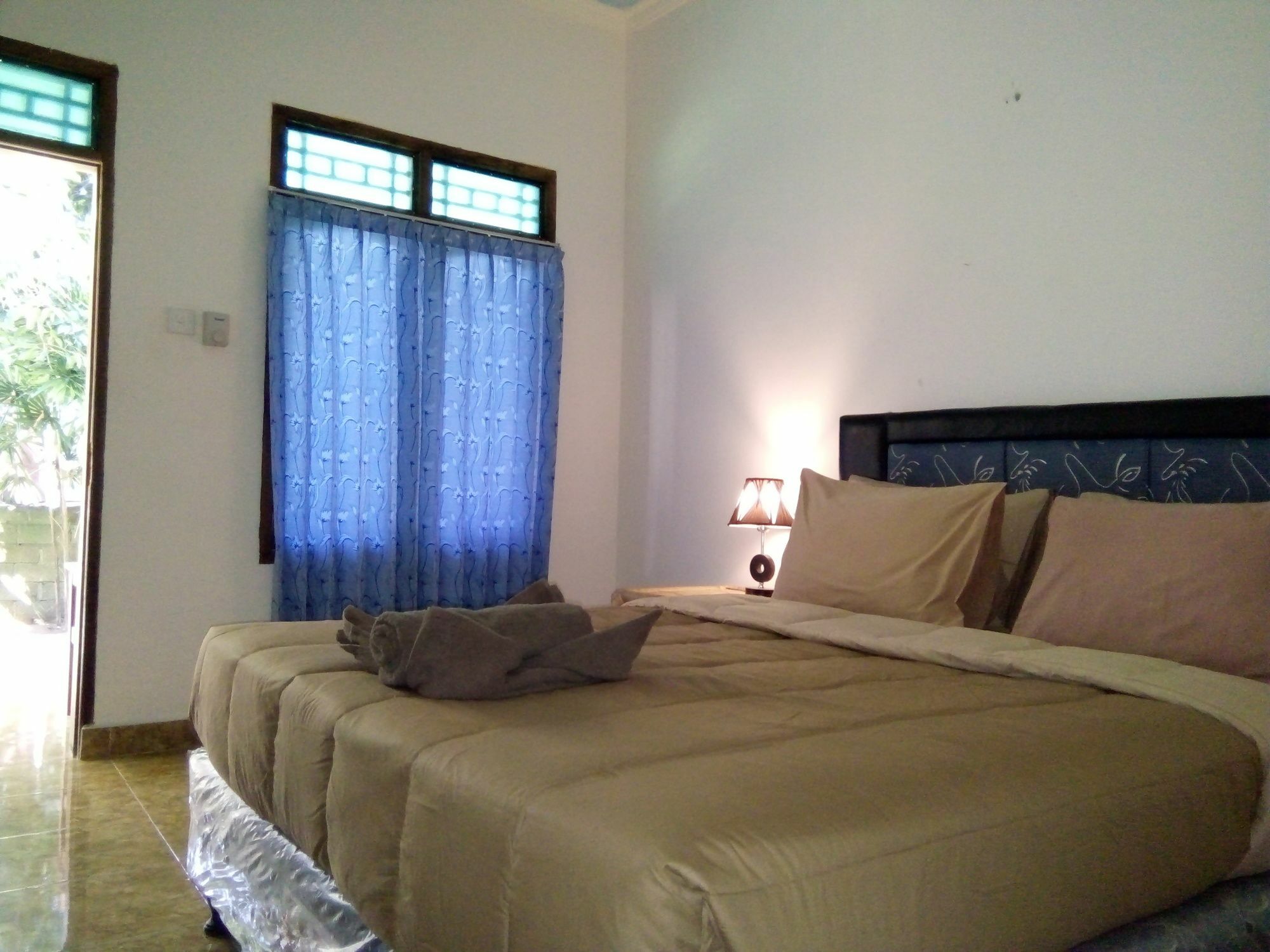 Family Garden Homestay Mangsit Екстериор снимка